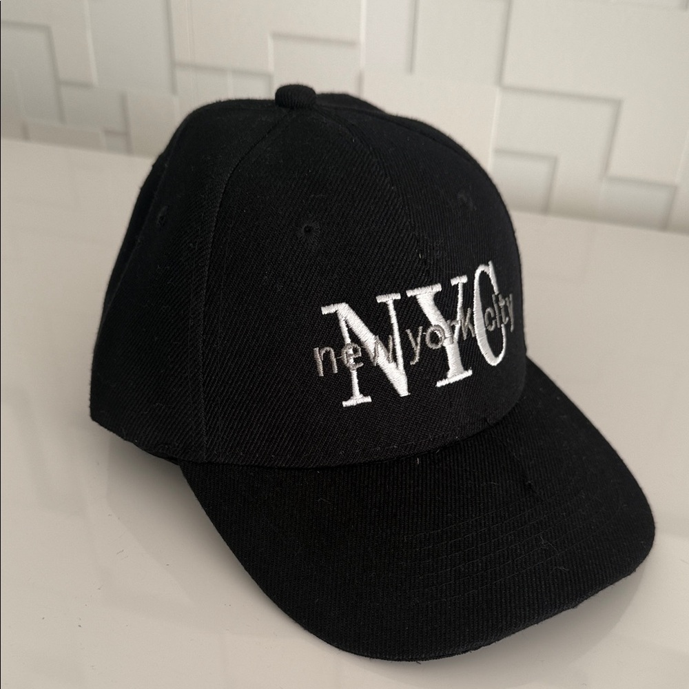 NYC Embroidered Black Baseball Cap - New York City